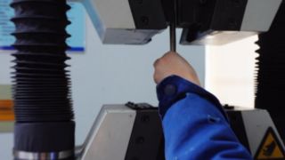 チタンチューブ引張試験